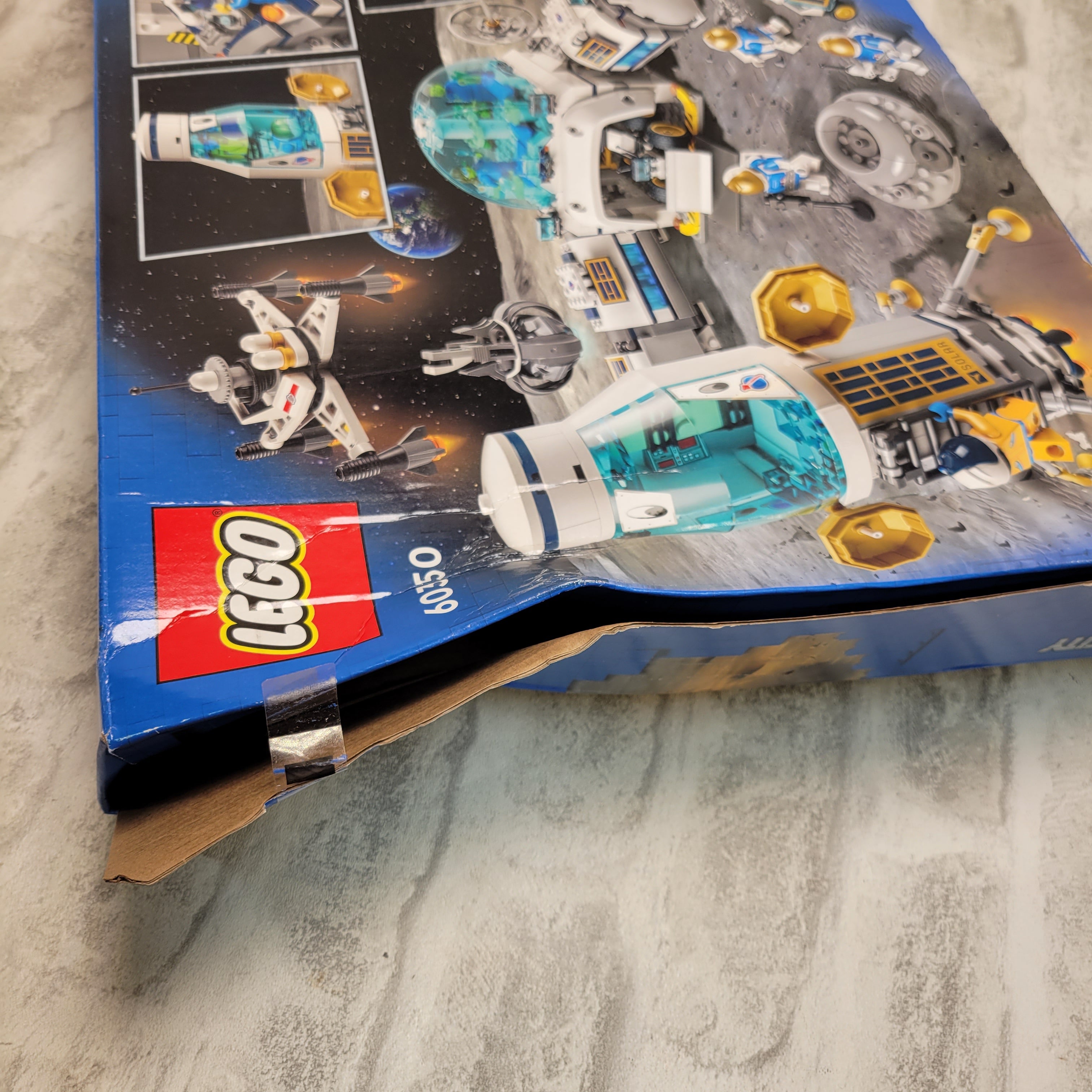LEGO City 60350 Lunar Research Base *READ DESCRIPTION* (7922229805294)